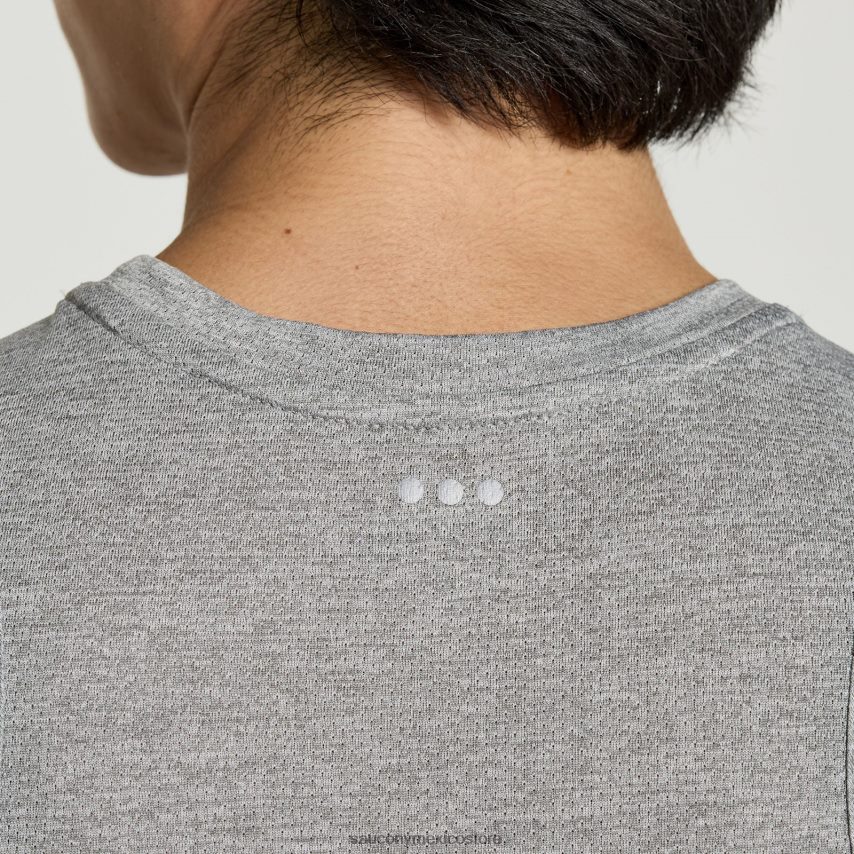 Saucony camiseta gráfica de cronómetro hombres gráfico de brezo gris claro P4B2Z0364